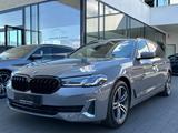 BMW 520 d xDrive Touring Luxury Line | Komfortsitze - BMW 520 in Kassel