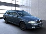 Skoda Octavia Combi Elegance+Leder+XENON+NAVI - Skoda Octavia aus 2005: Kombi