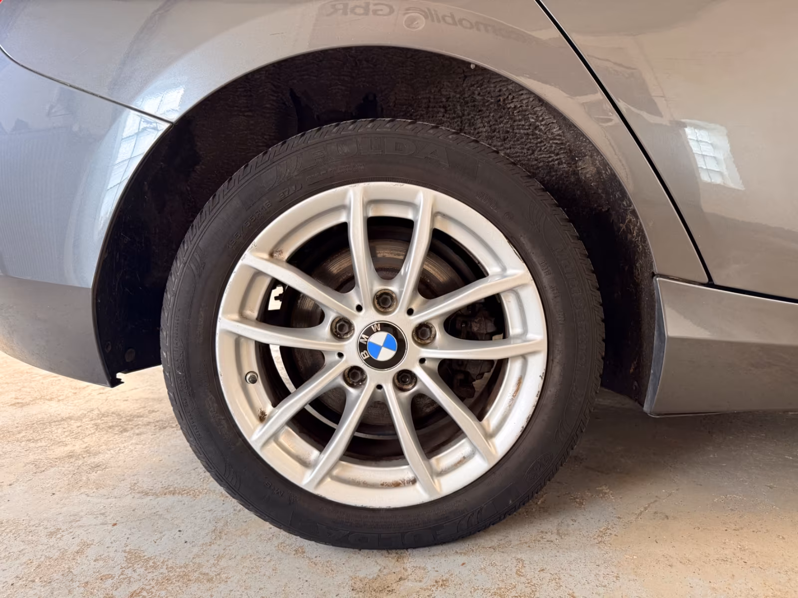 BMW 118i Aut. 5-türig Navi Shz PDC Tempo Klimaaut.