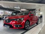Renault Megane IV*BOSE-Edition*AHK*AUTOMATIK*KAMERA* - Renault Megane: Bose Edition