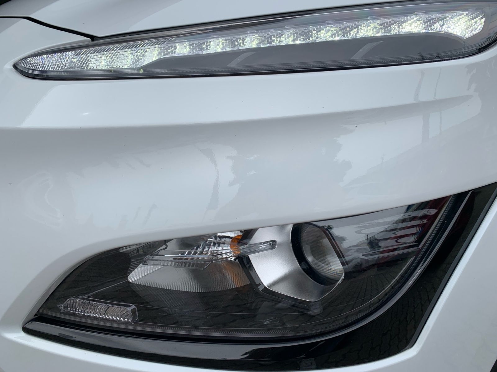 Fahrzeugabbildung Hyundai KONA Select Elektro 11 kW OBC Sitzheizung