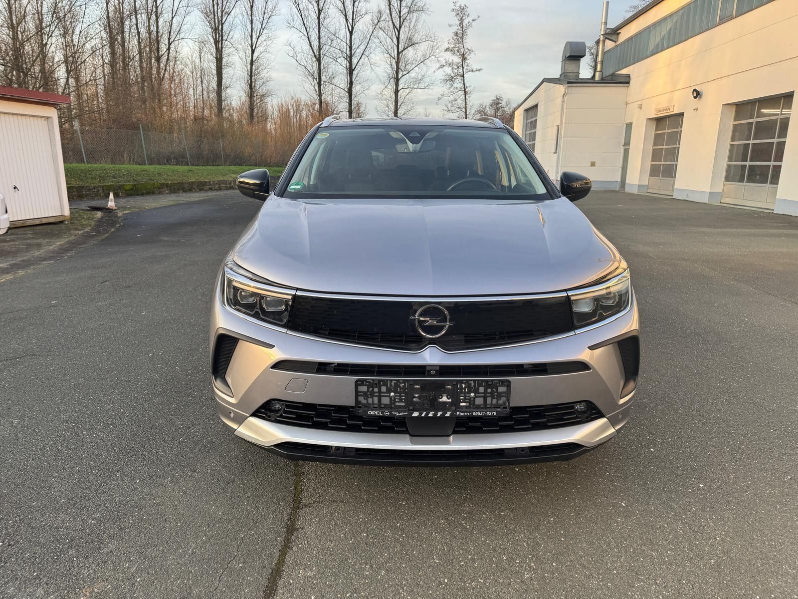 Opel Grandland Hybrid, Ultimate Plug-In-Hybrid 1,6 Di imagem 2