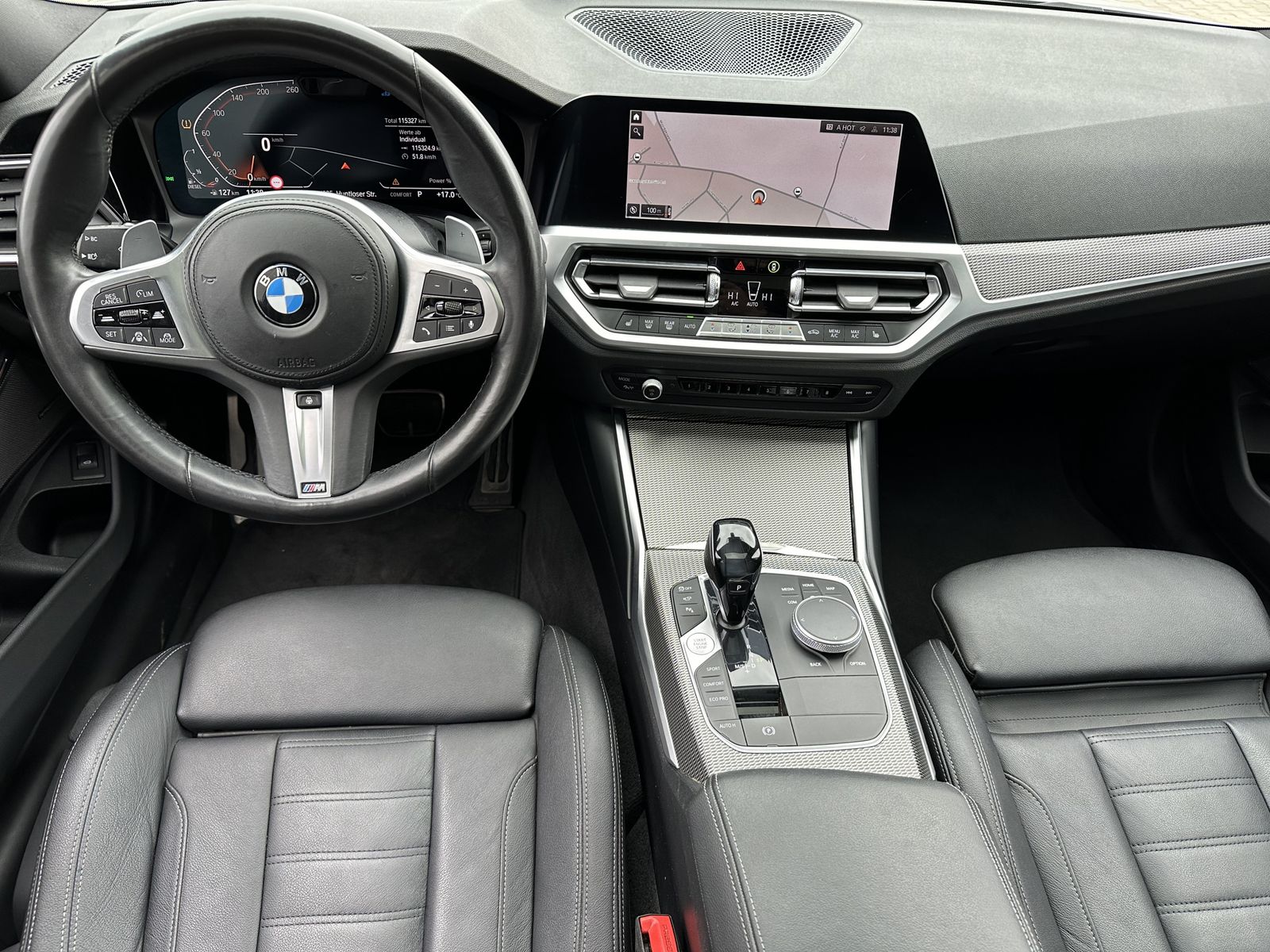 Fahrzeugabbildung BMW 320d Touring M-Sport NAV+LED+PANO+H&K+ACC+360°