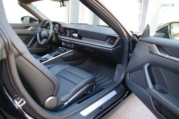 Porsche 992 Targa 4*Sporta,1.Hand,U-Frei,Approved fähig*