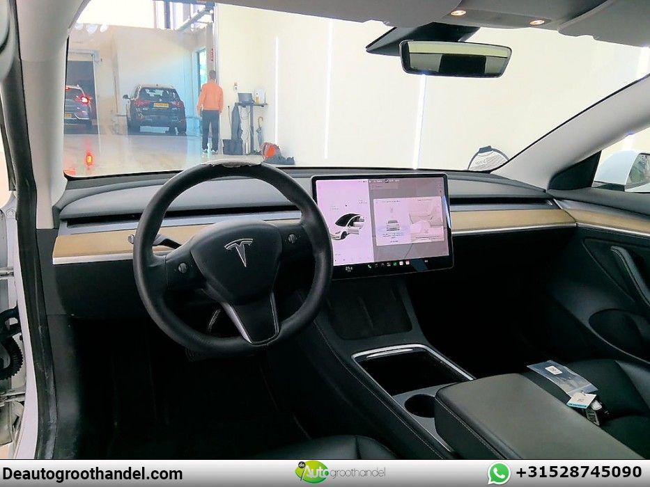 Tesla Model 3 Standard RWD Plus 60 kWh imagem 3