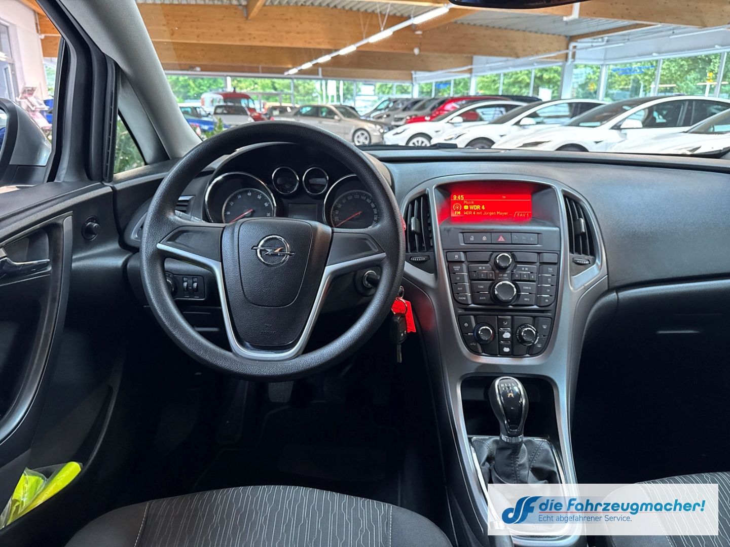 Fahrzeugabbildung Opel Astra J Selection 1.6 GA Klima el.SP Spieg. behe