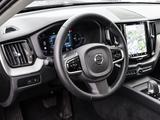 Volvo XC60 Plus Dark Recharge Plug-In Hybrid AWD T8 Tw - Volvo XC60: Schwarz