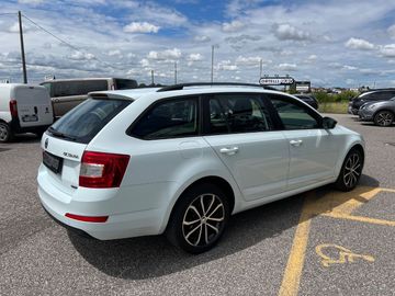 Skoda Octavia - 7
