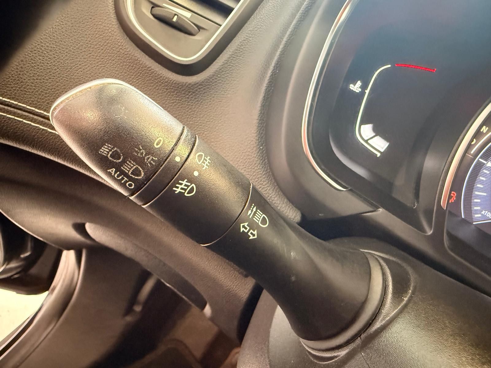Fahrzeugabbildung Renault Scenic ENERGY dCi 160 EDC Bose Edition/ 7.SITZER