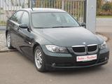 BMW 320i - BMW 320 aus 2006: 320i