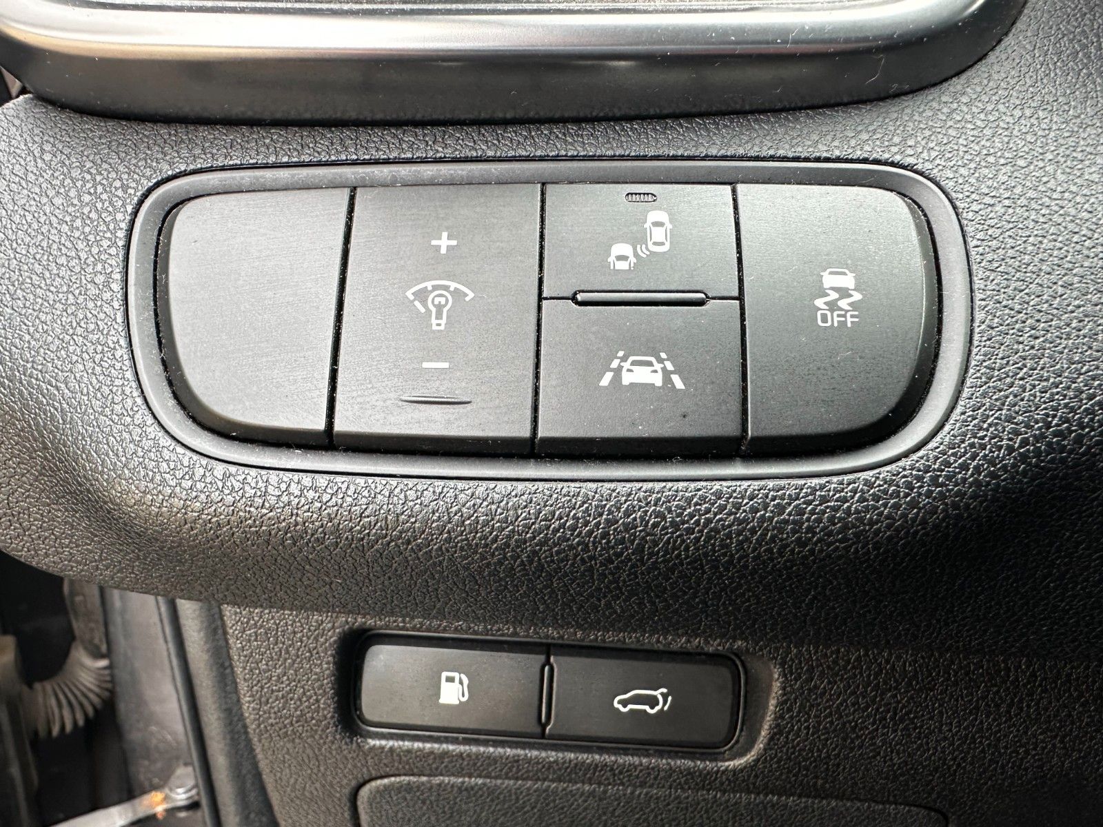 Fahrzeugabbildung Kia Sorento Spirit 4WD Leder Klimaaut.
