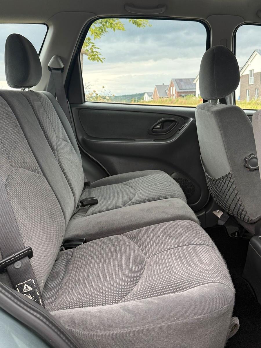 Mazda Tribute 2005 — photo 14