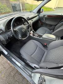صورة 8 لـ 2000 Mercedes-BENZ C 180