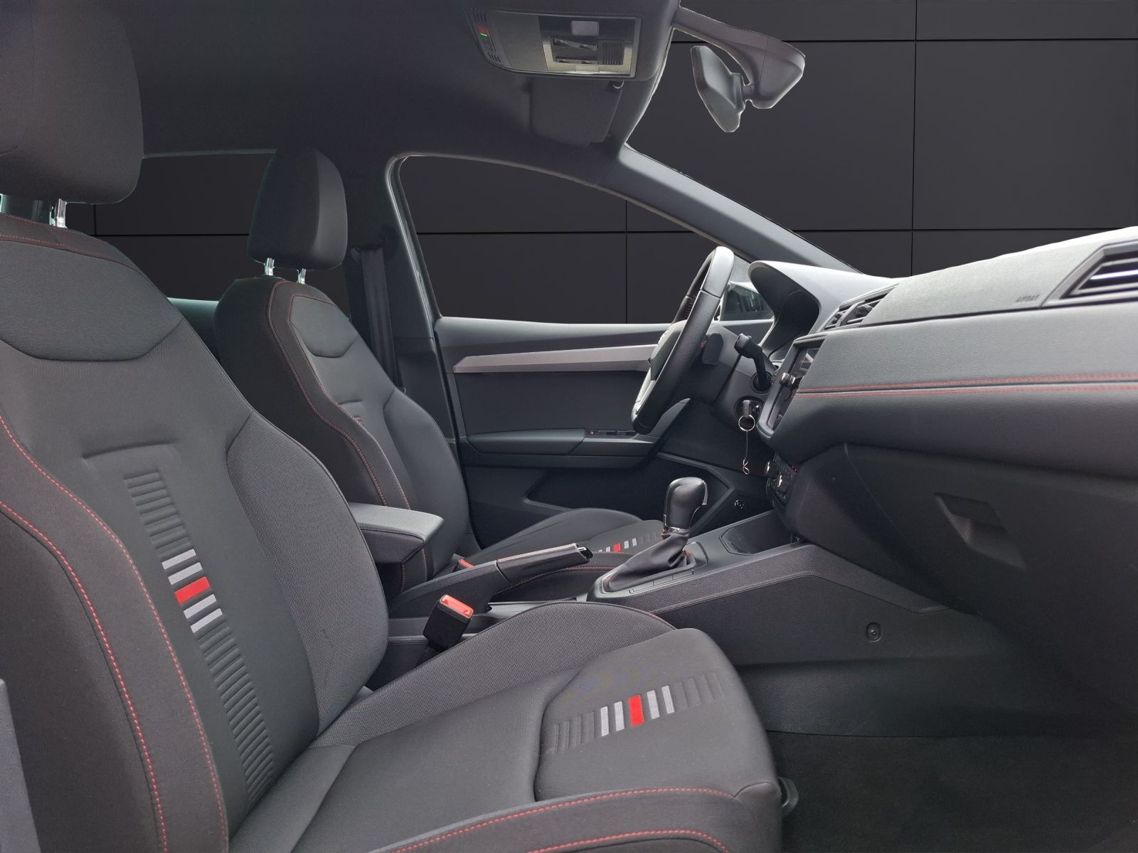 Fahrzeugabbildung SEAT Ibiza TSI FR-Line Beats DSG LED Navi GRA PDC SH