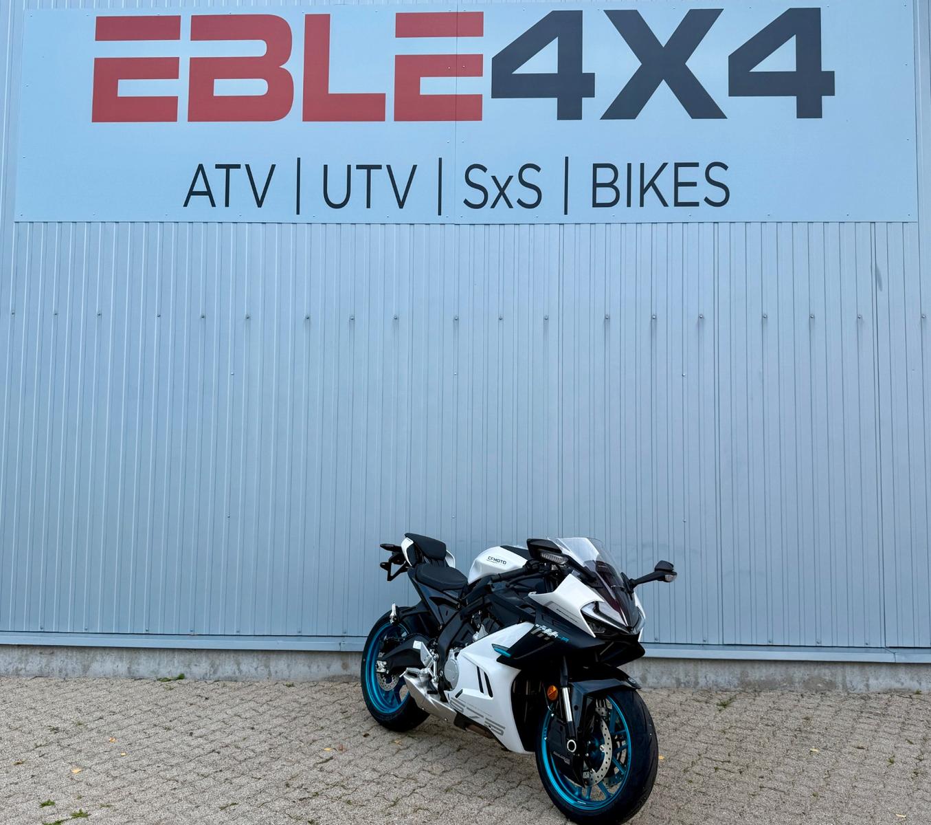 CFMOTO 675 SR-R