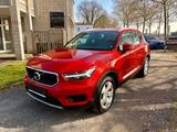 Volvo XC 40 Momentum 2WD Automatik / Navi / Kamera/EU6 - Volvo Gebrauchtwagen in Troisdorf