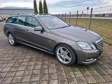 Mercedes-Benz E350CDI Kombi Voll  4 Matic Allrad - Mercedes-Benz E 350 aus 2011: 4matic