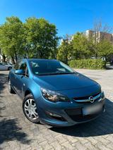 Opel Astra 1.4 Fun 8 Fach bereift - Opel Astra: Fun