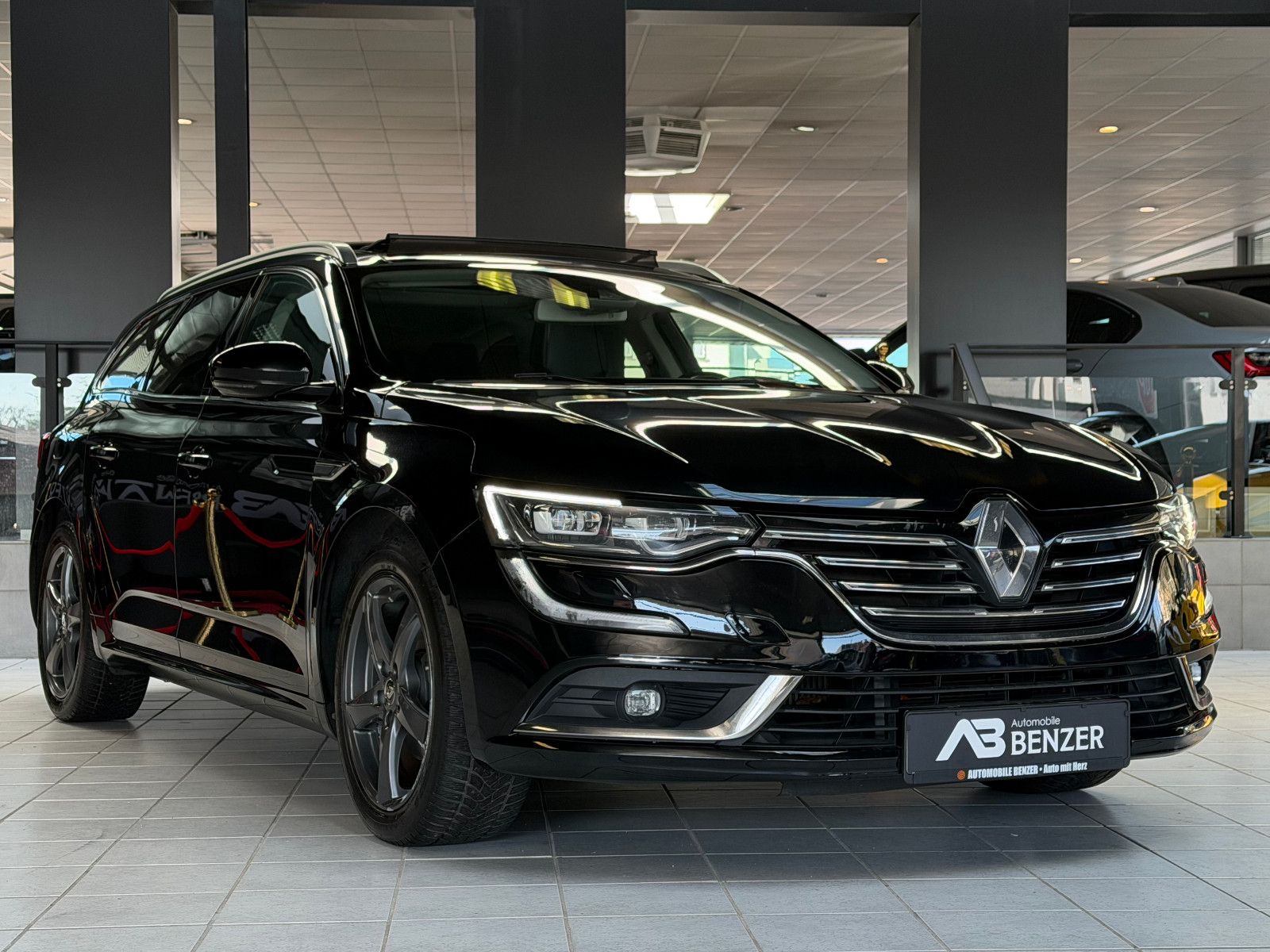 Fahrzeugabbildung Renault Talisman Grandtourer /BOSE/PANORAMA/HUD/ACC