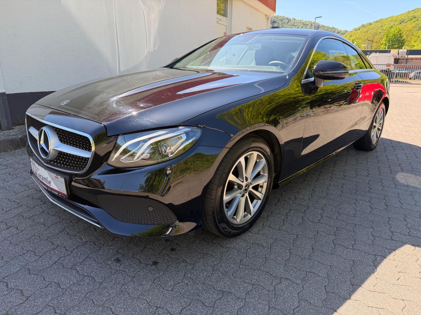 Mercedes-Benz E 200 E Coupe E 200