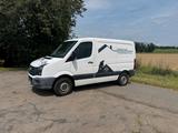 Volkswagen VW Crafter - Volkswagen Crafter aus 2016 mit Diesel-Antrieb: Kleinbus