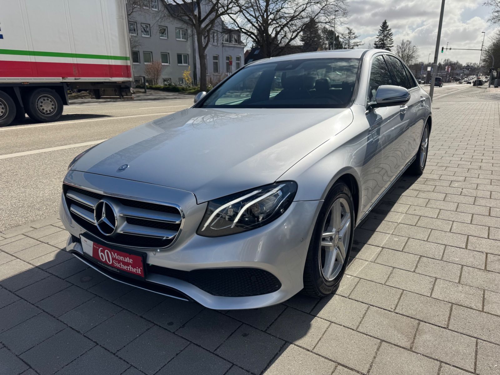 Limousine E 220d*78tkm*Kamera*SitzHZ*Spurh.ass.*