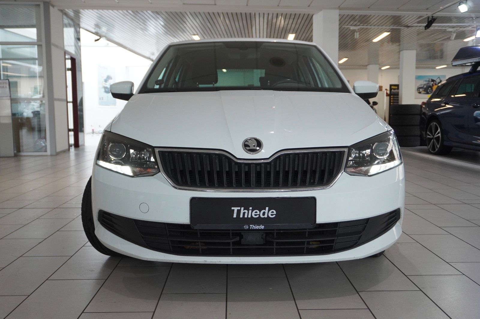 Fahrzeugabbildung SKODA Fabia Combi 1.4 TDI AMBITION DSG NAVI/LED/PDC