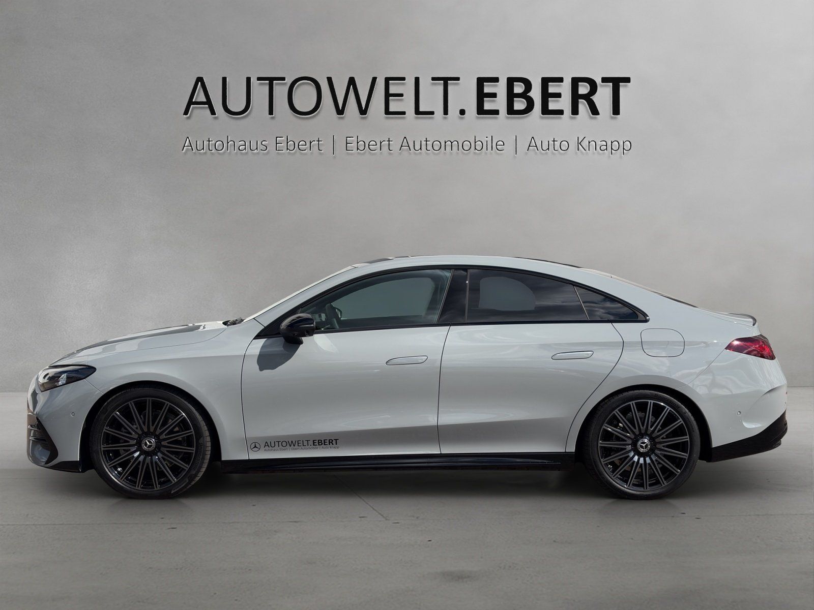 Fahrzeugabbildung Mercedes-Benz CLA 220 4M AMG SUPERSCREEN Burm3D PANO AHK HUD