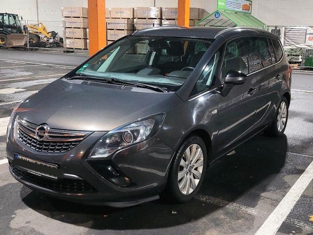 Opel Zafira Tourer