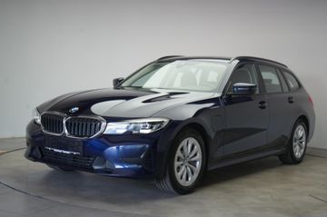 BMW 330 - 3