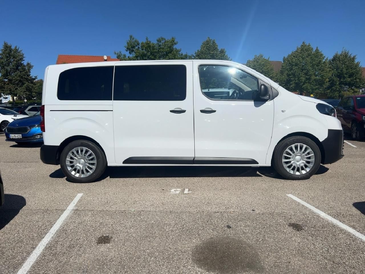 Fahrzeugabbildung Toyota Proace Verso L1 2,0*Comfort*Travel Paket *8-S.