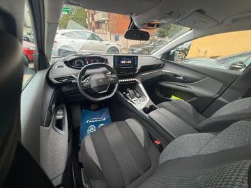 Peugeot 5008 - 10