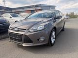 Ford Focus Turnier Champions Edition*GARANTIE*1 HAND* - gebrauchte Ford Focus aus dem Jahr 2012