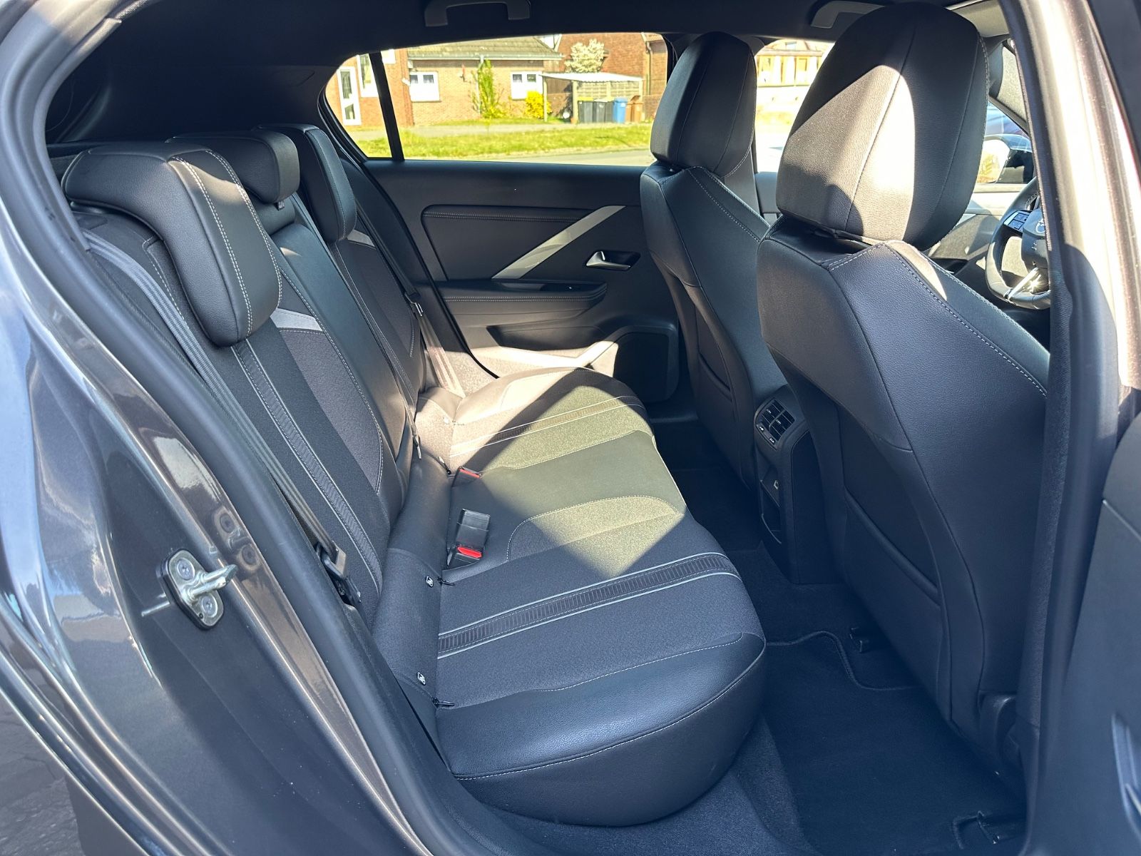 Fahrzeugabbildung Opel Astra 1.5 D GS Line Autom. 360°Kam/ErgoSitze/GRA