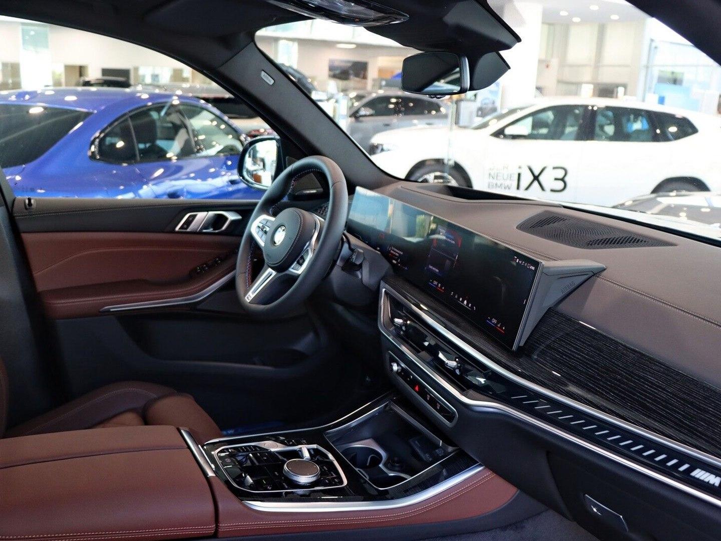 BMW X5 M60i xDrive M Sport Pro UPE € 139.880,-- Blac