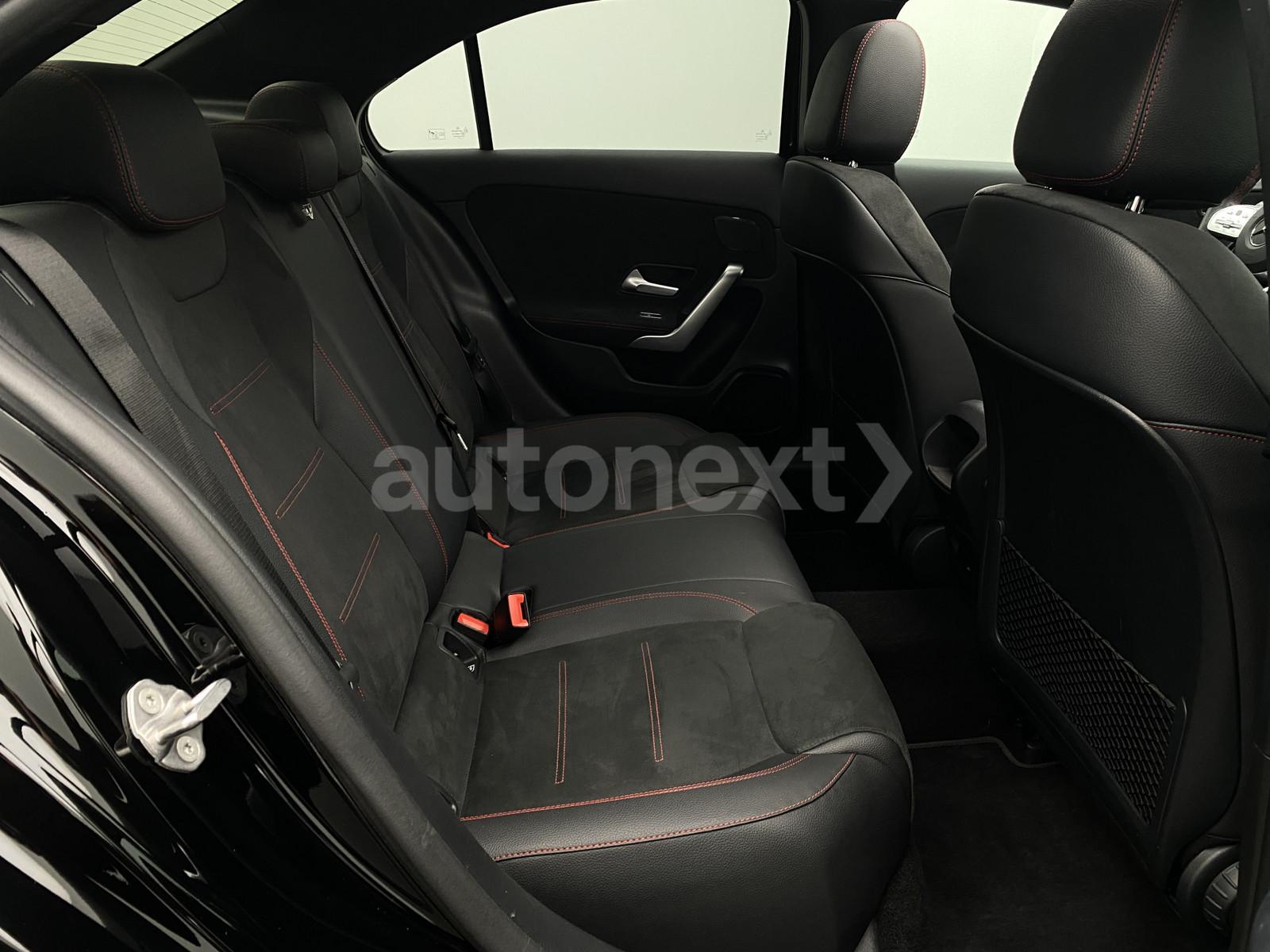 Mercedes-Benz A 250e Limo *2x AMG Line* Panorama+Head-Up (0418