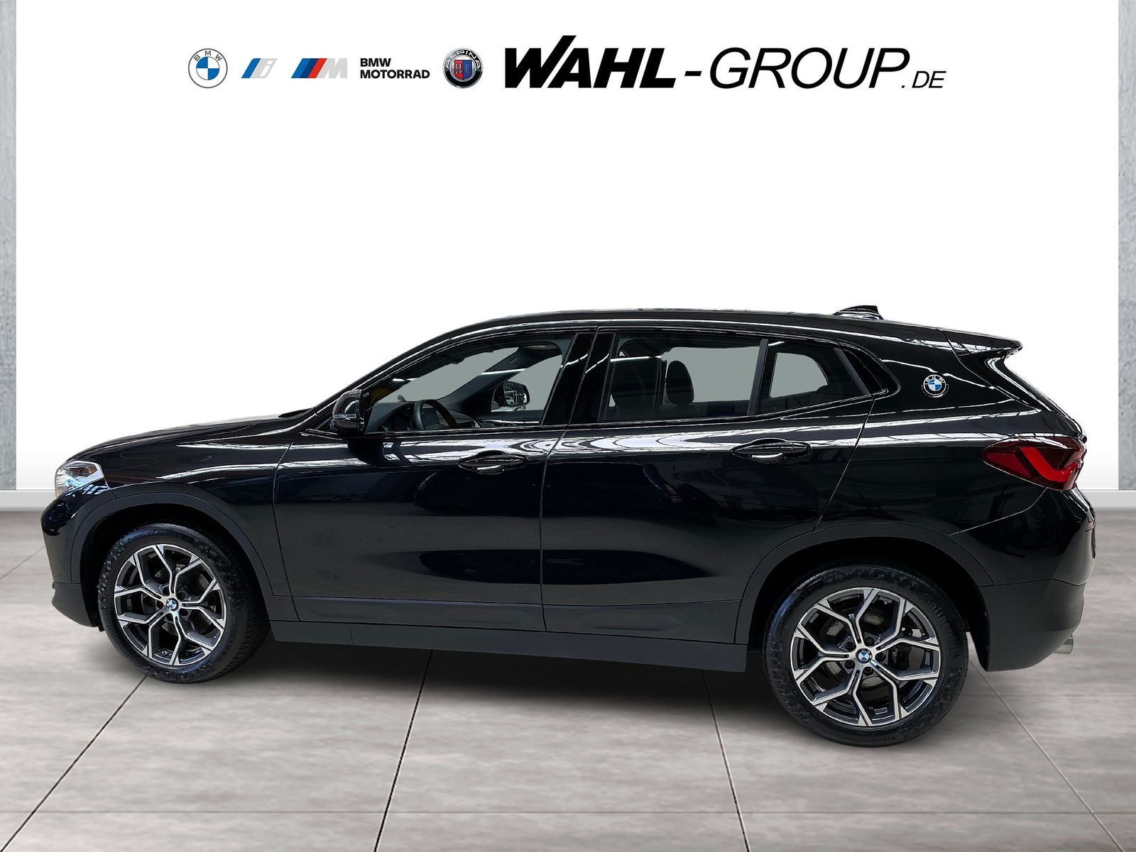 BMW X2 sDrive18i PARKASSISTENT LED PANO NAVI AHK ALU foto 3