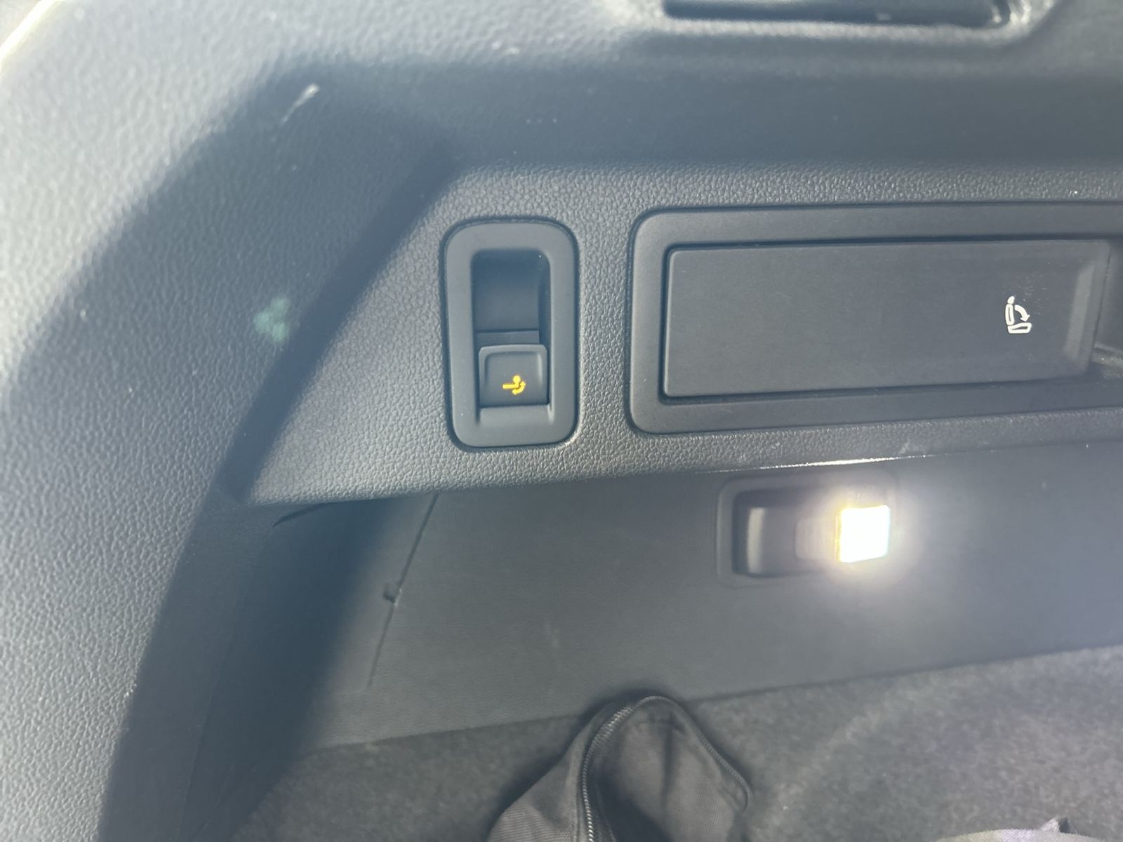 Tiguan R 4Motion, Matrix LED, AHK, Black Style,