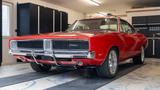 Dodge Charger R/T 69 Fachmagazin Restaurierung - rote Dodge Charger