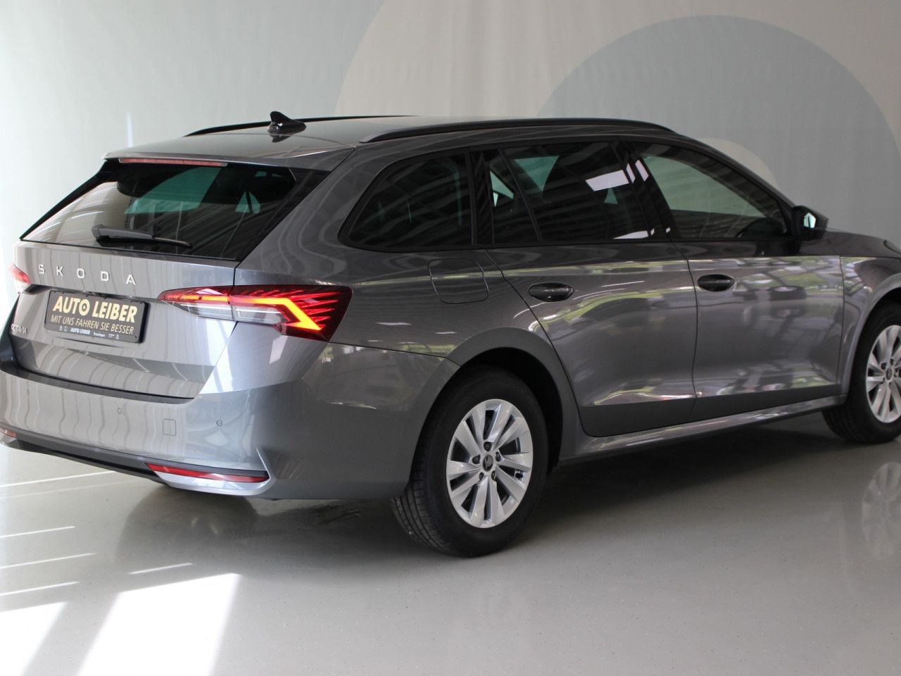 Fahrzeugabbildung SKODA Octavia 1.5 TSI mHEV Selection AHK/ACC/RFK/APP