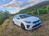 Kia Ceed GT, abnehmb. AHK, Alufelgen, Metalliclack - Kia cee'd / Ceed in Freiburg