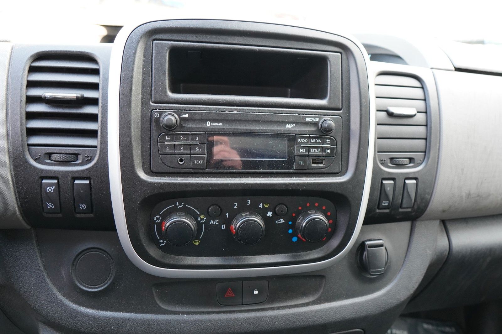 Fahrzeugabbildung Renault Trafic Kasten L2H1  *Klima*Motorschaden*MwSt*