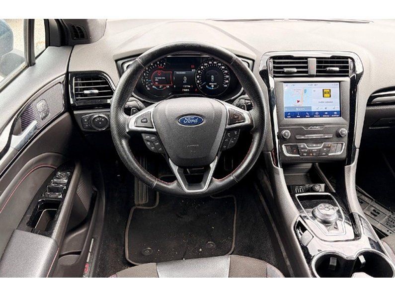 Fahrzeugabbildung Ford Mondeo 2.0 ST-Line Aut./AHK/LED/KAMERA/GRA/NAVI/