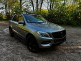 Mercedes-Benz ML 350 4MATIC  - Mercedes-Benz ML 350: Von Privat