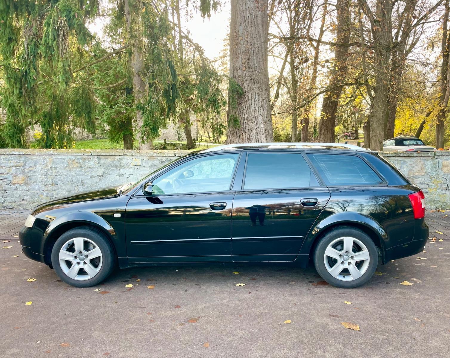 Audi A4 1.8 Turbo Multitronic Leder*AHK*Xenon*SHZ*