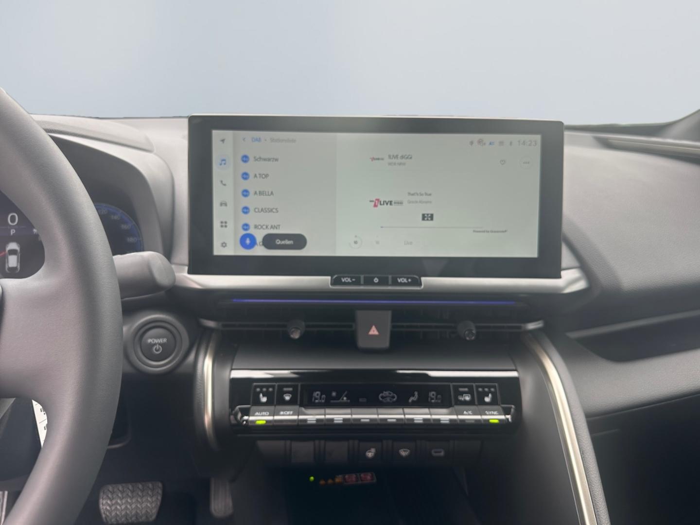 Toyota C-HR 2.0 PHEV LOUNGE *ELEKTR.HECKKL.*CAM*SHZ*LHZ