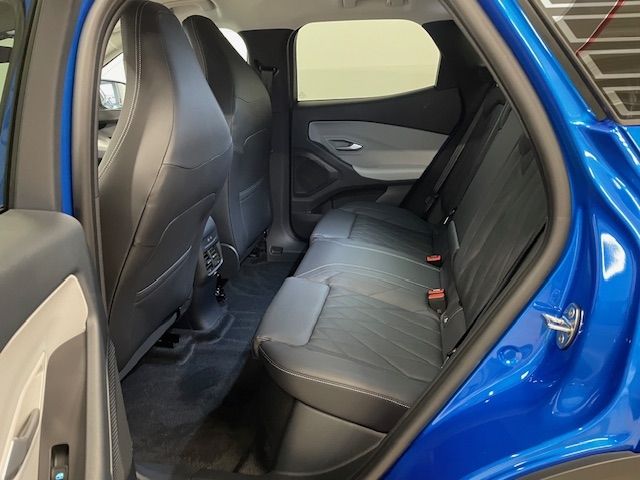 Fahrzeugabbildung Ford Explorer Premium RWD HUD Navi Digitales Cockpit