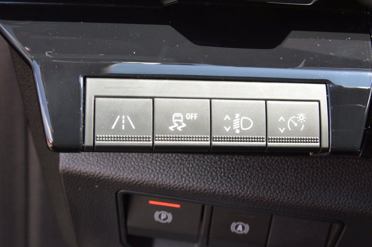 Fahrzeugabbildung Renault Austral   Equilibre Automatik LED