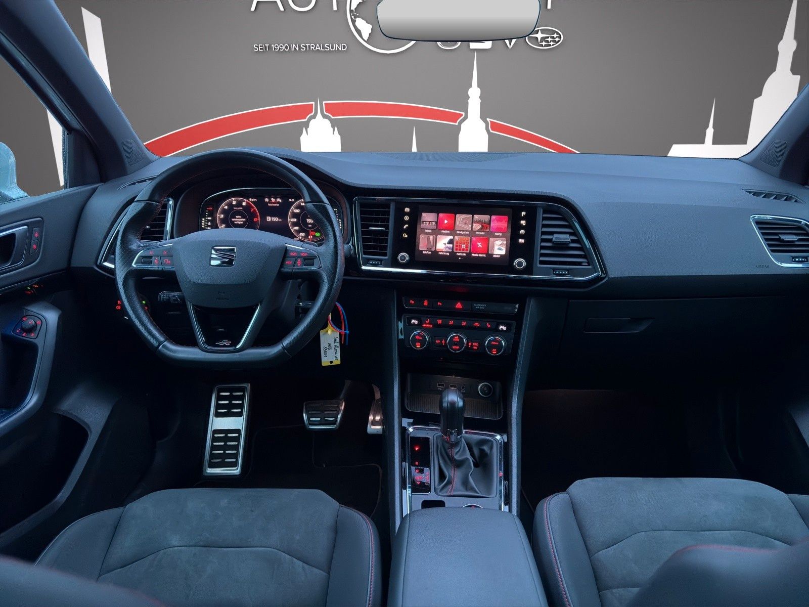 Fahrzeugabbildung SEAT Ateca 1.5 TSI FR DSG LED/NAVI/SHZ/SHZ/AHK