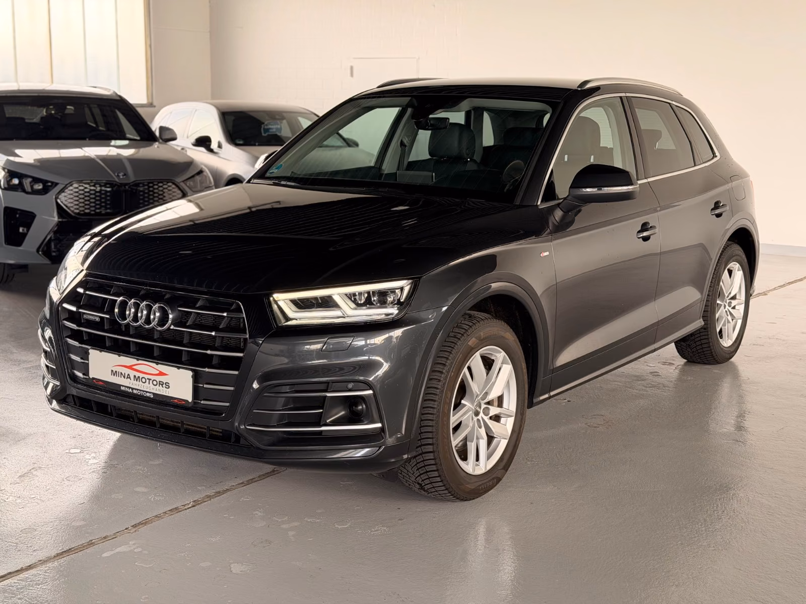 Audi Q5 55 TFSI e quattro sport S-Line AHK Assist Vir